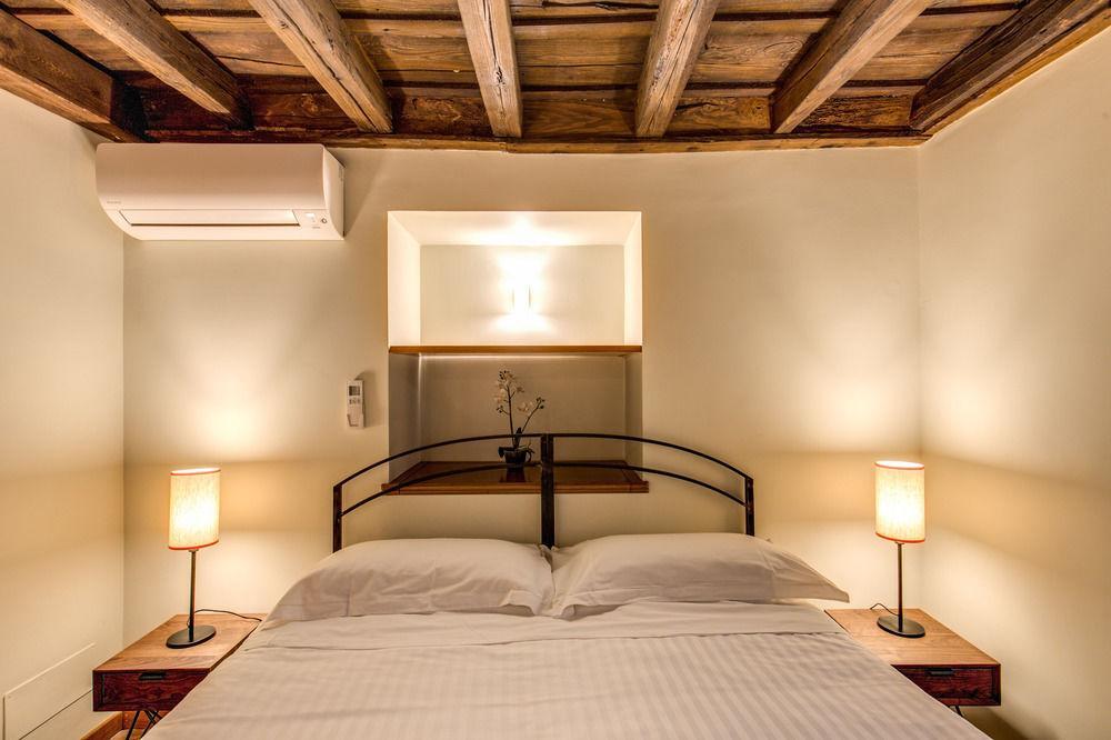 Your Suite Roma Esterno foto