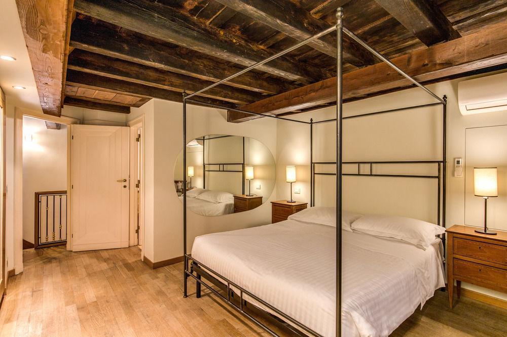 Your Suite Roma Esterno foto