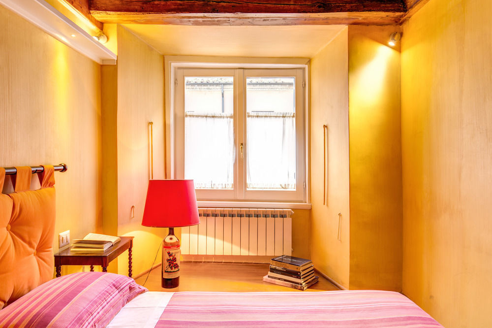 Your Suite Roma Esterno foto