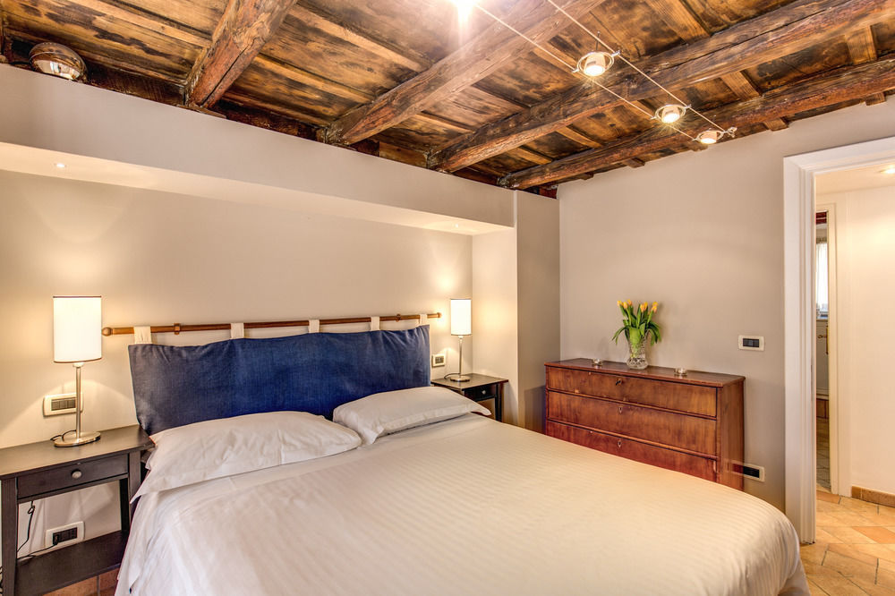 Your Suite Roma Esterno foto