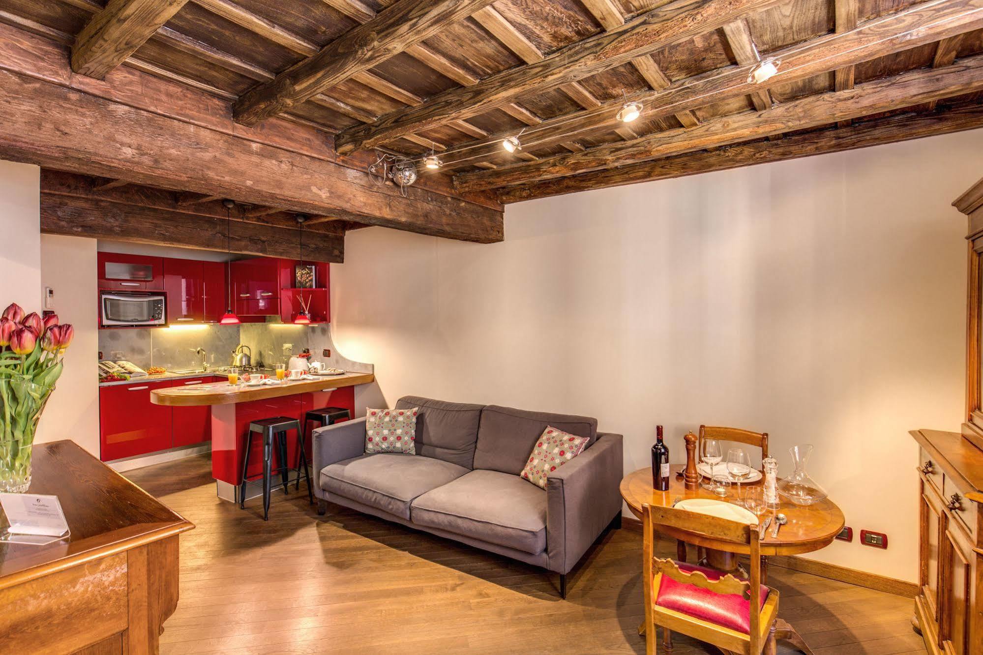 Your Suite Roma Esterno foto