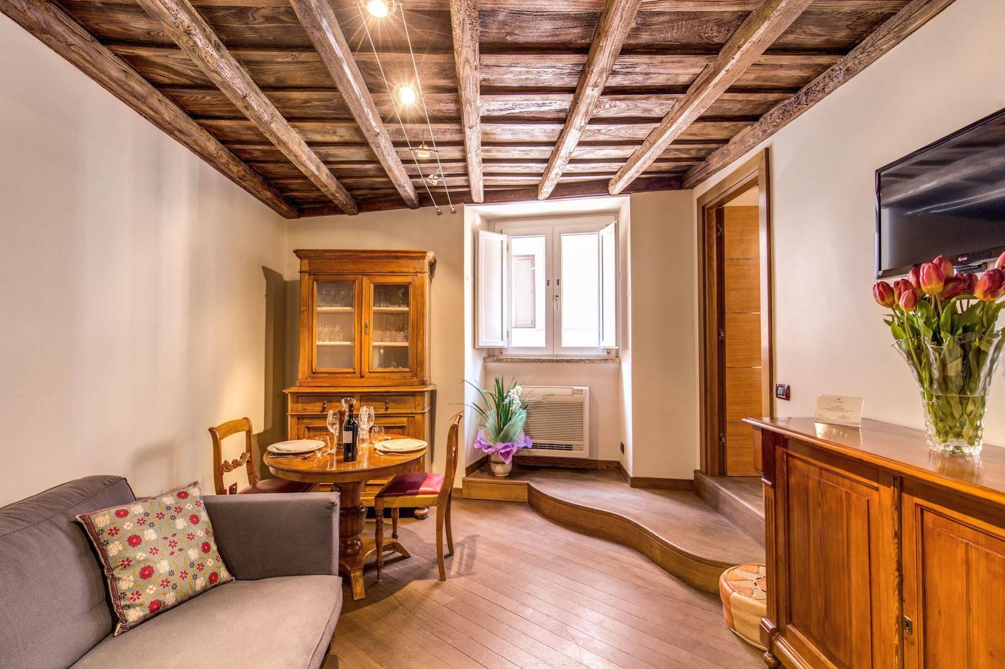 Your Suite Roma Esterno foto